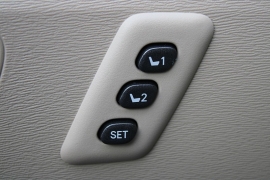 Used 2014  Toyota Venza 4d SUV AWD XLE at Warner Motors near East Orange&comma; NJ