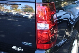 Used 2012  Chevrolet Tahoe 4d SUV 4WD LT at Warner Motors near East Orange&comma; NJ