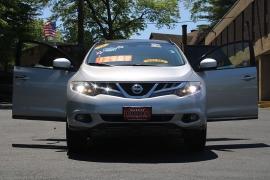 Used 2013  Nissan Murano 4d SUV AWD LE at Warner Motors near East Orange&comma; NJ