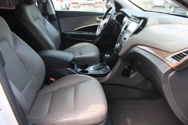 Used 2017  Hyundai Santa Fe 4d SUV AWD SE Ultimate at Warner Motors near East Orange&comma; NJ