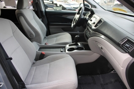 Used 2018  Honda Pilot 4d SUV AWD LX at Warner Motors near East Orange, NJ