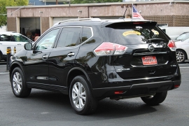 Used 2016 Nissan Rogue 4d SUV AWD SV at Warner Motors near East Orange, NJ