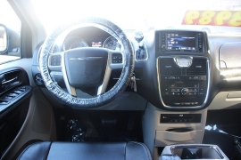 Used 2014 Chrysler Town & Country 4d Wagon Touring L at Warner Motors near East Orange, NJ