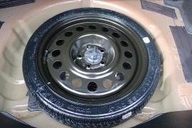 Used 2015  Lincoln MKZ 4d Sedan AWD Ecoboost at Warner Motors near East Orange&comma; NJ