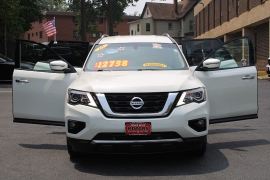 Used 2018  Nissan Pathfinder 4d SUV 4WD SV at Warner Motors near East Orange&comma; NJ