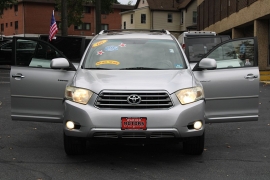 Used 2008  Toyota Highlander 4d SUV AWD Limited at Warner Motors near East Orange&comma; NJ