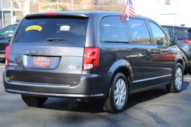 Used 2018  Dodge Grand Caravan 4d Wagon SE at Warner Motors near East Orange&comma; NJ