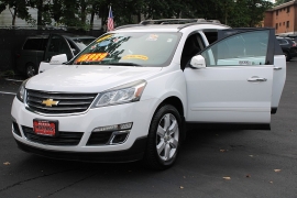 Used 2017 Chevrolet Traverse 4d SUV AWD LT w/1LT at Warner Motors near East Orange, NJ