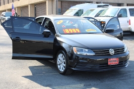 Used 2015  Volkswagen Jetta 4d Sedan SE Auto at Warner Motors near East Orange&comma; NJ