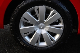 Used 2012  Volkswagen Jetta 4d Sedan SE Auto&sol;PZEV at Warner Motors near East Orange&comma; NJ