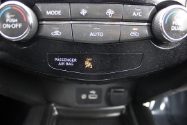 Used 2018  Nissan Rogue 4d SUV AWD SL at Warner Motors near East Orange&comma; NJ