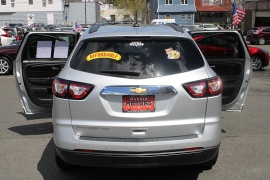 Used 2017 Chevrolet Traverse 4d SUV AWD LT w/1LT at Warner Motors near East Orange, NJ