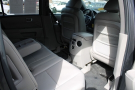 Used 2011  Honda Pilot 4d SUV 4WD EX-L at Warner Motors near East Orange&comma; NJ