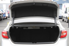 Used 2015  Hyundai Sonata 4d Sedan SE at Warner Motors near East Orange&comma; NJ