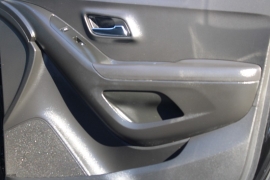 Used 2020 Chevrolet Trax 4d SUV AWD LT at Warner Motors near East Orange, NJ
