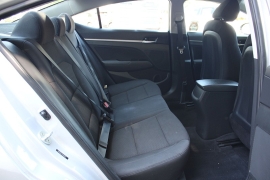 Used 2020  Hyundai Elantra 4d Sedan SEL at Warner Motors near East Orange&comma; NJ