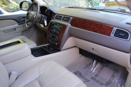 Used 2012  Chevrolet Tahoe 4d SUV 4WD LT at Warner Motors near East Orange&comma; NJ