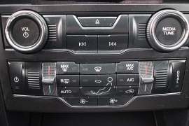 Used 2017 Ford Explorer 4d SUV 4WD XLT at Warner Motors near East Orange, NJ