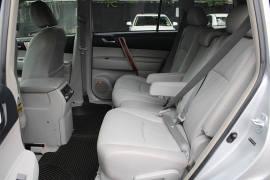 Used 2008  Toyota Highlander 4d SUV AWD Limited at Warner Motors near East Orange&comma; NJ