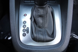 Used 2012  Volkswagen Jetta 4d Sedan SE Auto&sol;PZEV at Warner Motors near East Orange&comma; NJ