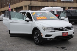 Used 2019  Volkswagen Tiguan 4d SUV SEL 4Motion at Warner Motors near East Orange&comma; NJ