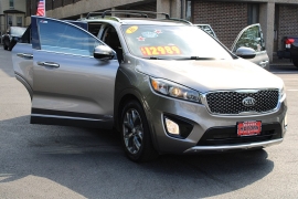 Used 2016  Kia Sorento 4d SUV AWD SX at Warner Motors near East Orange&comma; NJ