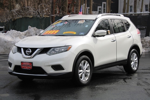 Used 2015 Nissan Rogue 4d SUV AWD SV at Warner Motors near East Orange, NJ