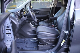 Used 2018  Chevrolet Trax 4d SUV FWD LT at Warner Motors near East Orange&comma; NJ