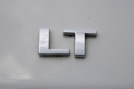 Used 2021  Chevrolet Equinox FWD 4dr LT w&sol;1LT at Warner Motors near East Orange&comma; NJ