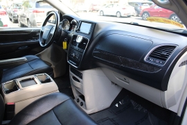 Used 2011  Chrysler Town & Country 4d Wagon Touring L at Warner Motors near East Orange&comma; NJ
