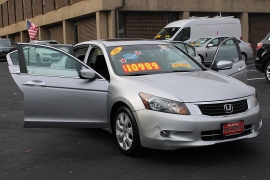 Used 2009  Honda Accord Sdn 4dr V6 Auto EX-L at Warner Motors near East Orange, NJ