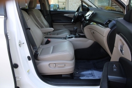 Used 2016  Honda Pilot 4d SUV AWD EX-L at Warner Motors near East Orange&comma; NJ