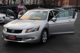 Used 2009  Honda Accord Sdn 4dr V6 Auto EX-L at Warner Motors near East Orange, NJ