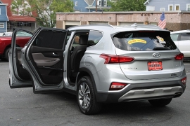 Used 2020  Hyundai Santa Fe 4d SUV AWD SEL 2&period;4L at Warner Motors near East Orange&comma; NJ