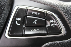 Used 2018  Ford Escape 4d SUV 4WD SE w&sol;SYNC3 at Warner Motors near East Orange&comma; NJ