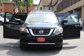 Used 2019  Nissan Pathfinder 4d SUV 4WD S at Warner Motors near East Orange&comma; NJ