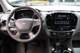 Used 2019  Chevrolet Traverse 4d SUV FWD LT Cloth w&sol;1LT at Warner Motors near East Orange&comma; NJ