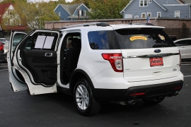 Used 2013  Ford Explorer 4d SUV 4WD XLT at Warner Motors near East Orange, NJ