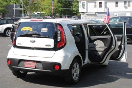 Used 2017  Kia Soul 4d Hatchback Auto at Warner Motors near East Orange&comma; NJ