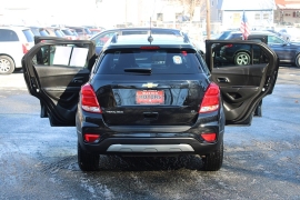 Used 2020 Chevrolet Trax 4d SUV AWD LT at Warner Motors near East Orange, NJ