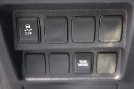 Used 2014  Nissan Pathfinder 4d SUV 4WD SV at Warner Motors near East Orange&comma; NJ