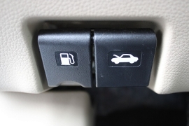 Used 2016  Nissan Rogue 4d SUV AWD SL at Warner Motors near East Orange&comma; NJ