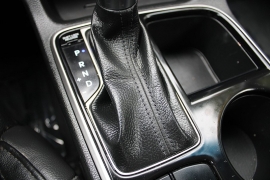 Used 2019  Hyundai Sonata 4d Sedan Limited 2&period;4L at Warner Motors near East Orange&comma; NJ