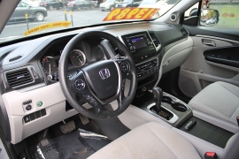 Used 2018  Honda Pilot 4d SUV AWD LX at Warner Motors near East Orange, NJ