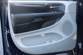 Used 2014 Chrysler Town & Country 4d Wagon Touring L at Warner Motors near East Orange, NJ