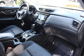 Used 2018  Nissan Rogue 4d SUV AWD SV at Warner Motors near East Orange&comma; NJ