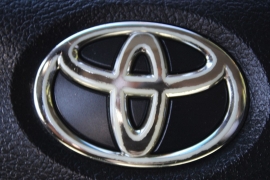 Used 2013  Toyota Camry 4d Sedan SE at Warner Motors near East Orange&comma; NJ
