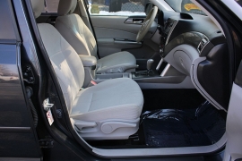 Used 2013  Subaru Forester 4d SUV X Premium Auto at Warner Motors near East Orange&comma; NJ