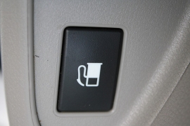 Used 2018  Honda Pilot 4d SUV AWD LX at Warner Motors near East Orange, NJ