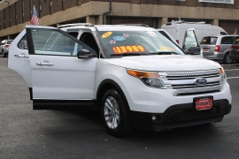 Used 2013  Ford Explorer 4d SUV 4WD XLT at Warner Motors near East Orange, NJ